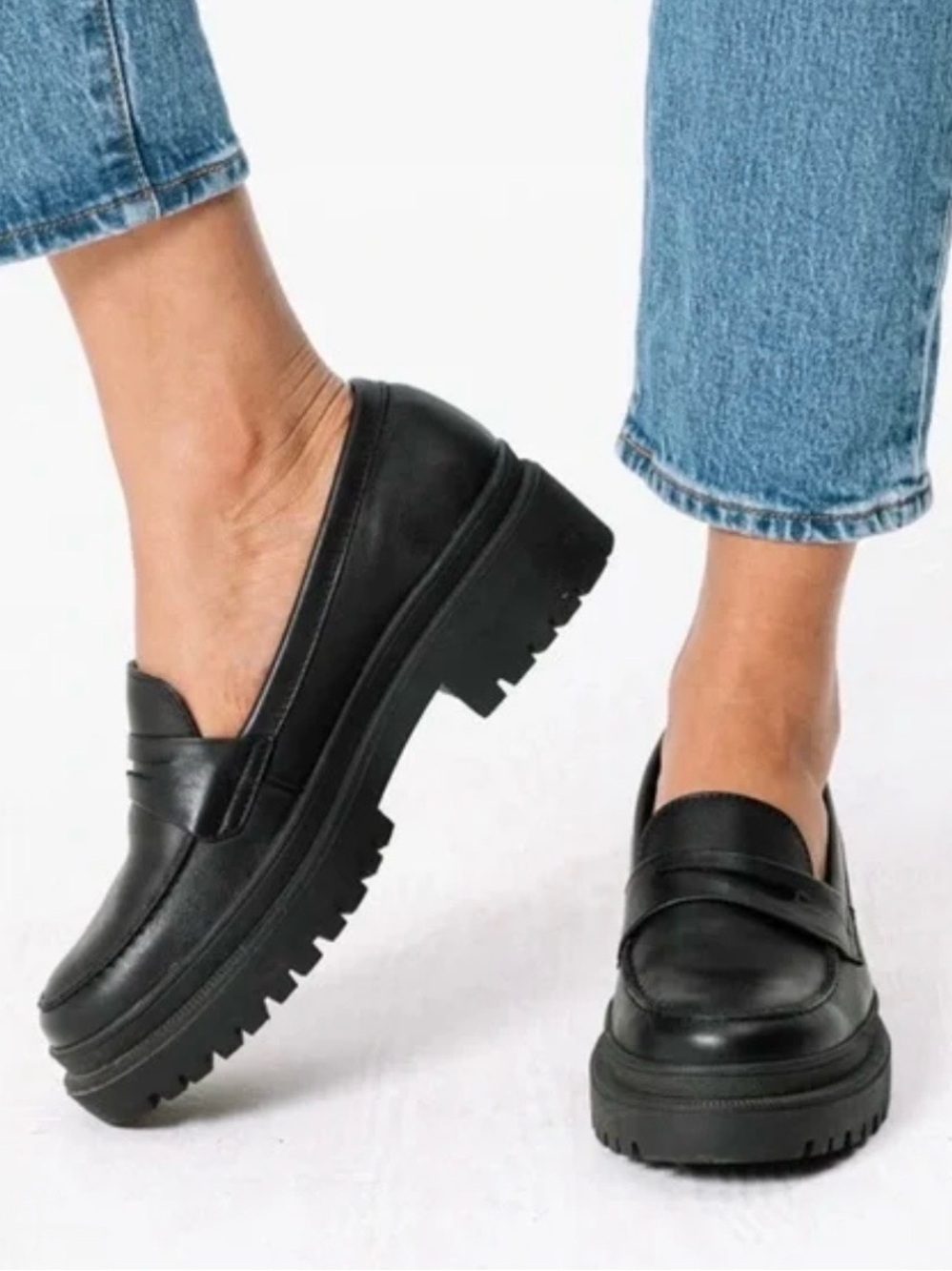 Chunky Black Lug Sole Loafer size 10 like new